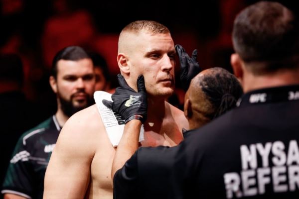 Сергей Павлович — Александр Волков, UFC в Саудовской Аравии, кто фаворит, дата и время боя, онлайн-трансляция