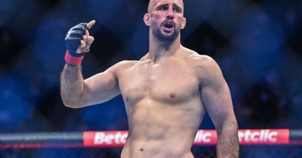 Волкан Оздемир вспомнил поединок в Грозном перед переходом в UFC